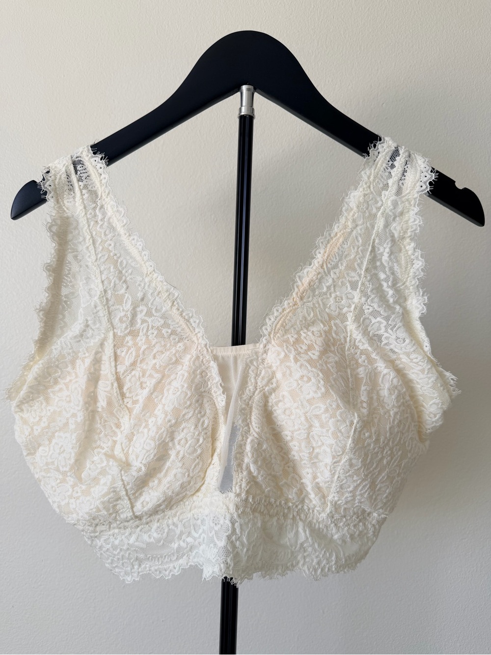 aerie Eyelash Lace Cream / White Lace Bralette